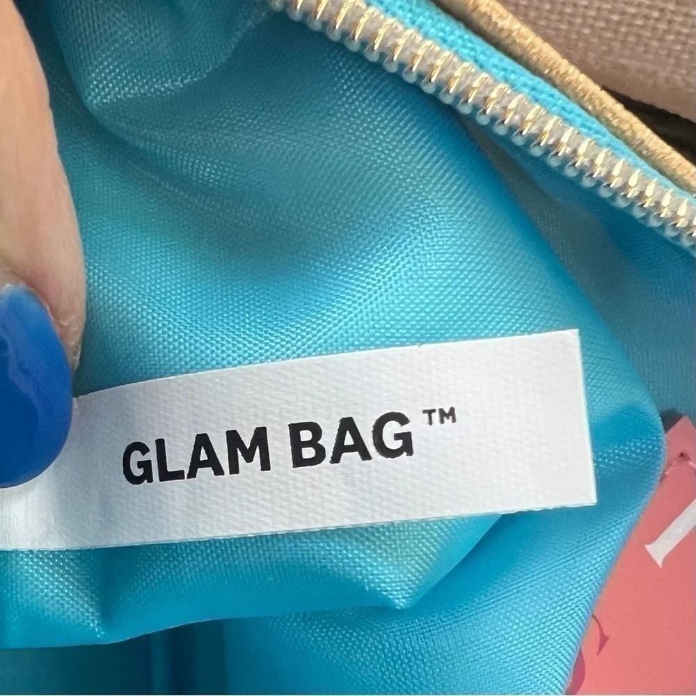 ipsy Glam Bag STAY GOLDEN Gold EUC Like New💄3/$12💄5/$15‎